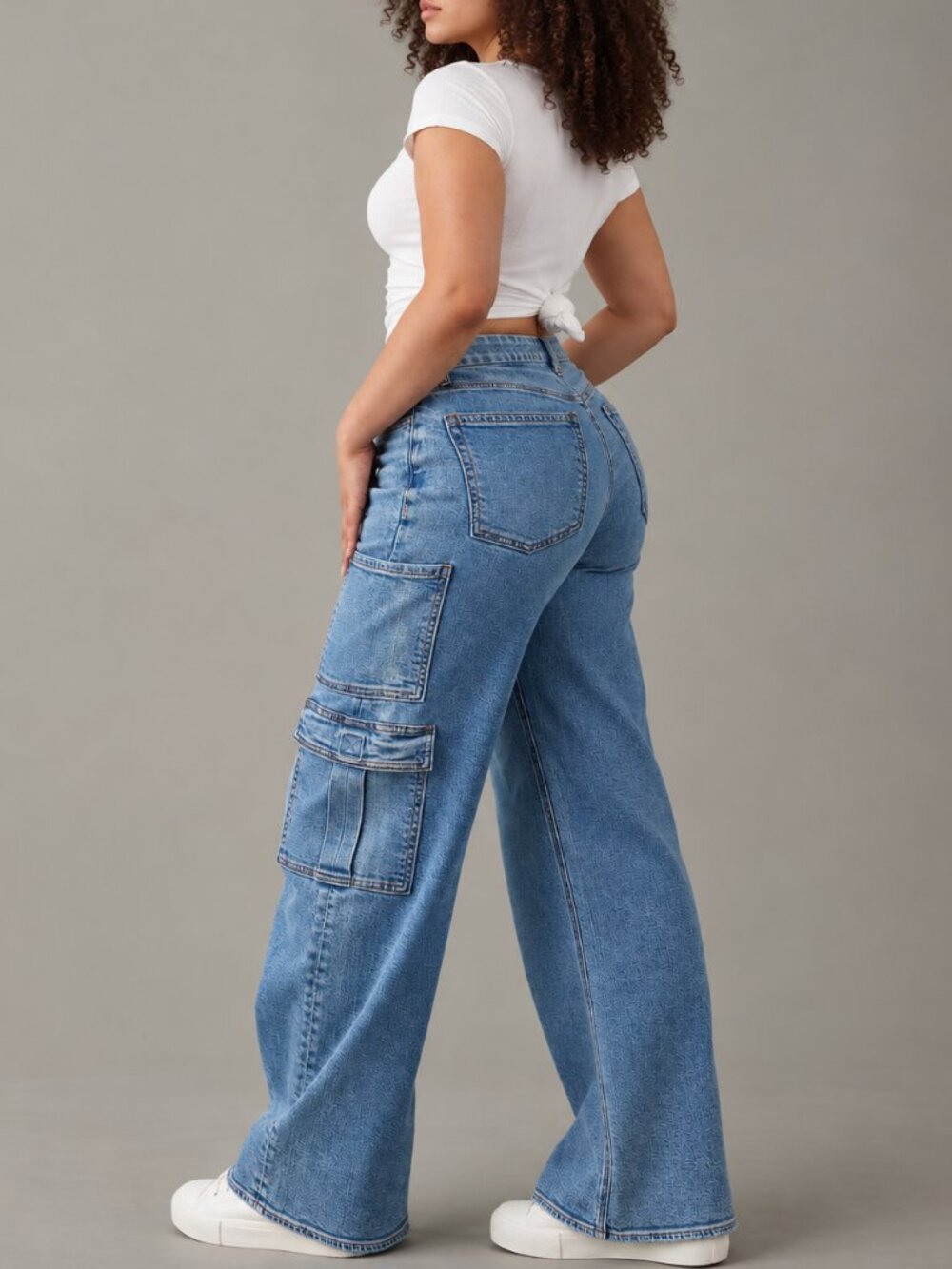 American Eagle Curvy Super High Waisted Baggy Wide Leg Cargo Denim Jeans - Picture 2 of 10